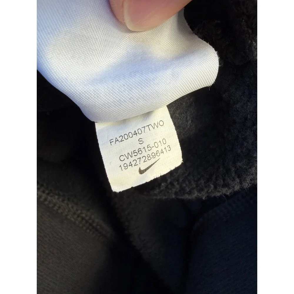 Nike SB Hoodie Mens Size Small Black Pullover Spellout Logo Pocket CW5615-010 - Picture 3 of 4